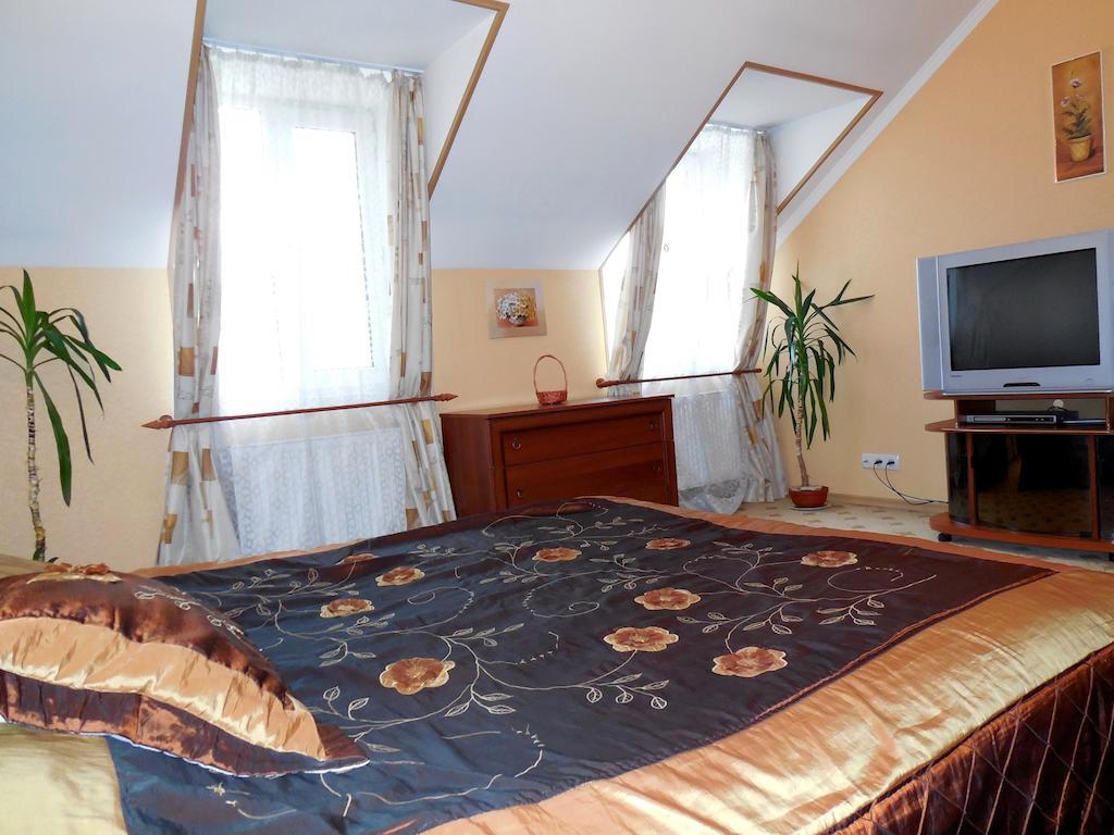 Ekaterininskaya Apartments Odesa Room photo